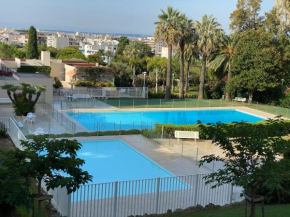 Appartement Juan-Les-Pins, 4 pieces, 80m2, Residence Luxe Piscine Tennis